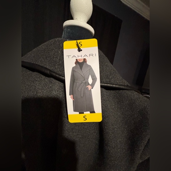 NWT Tahari Gray Belted Mid Length Coat Size Small - Picture 3 of 6